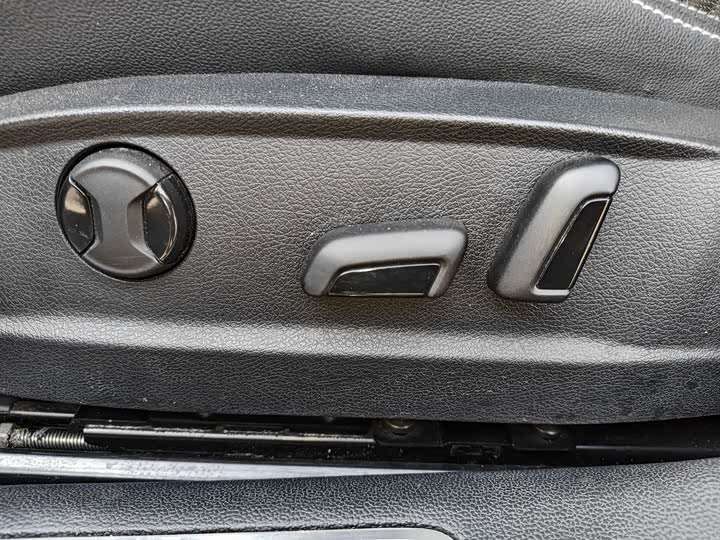 Фото 7 - Volkswagen Magotan GTE Hybrid