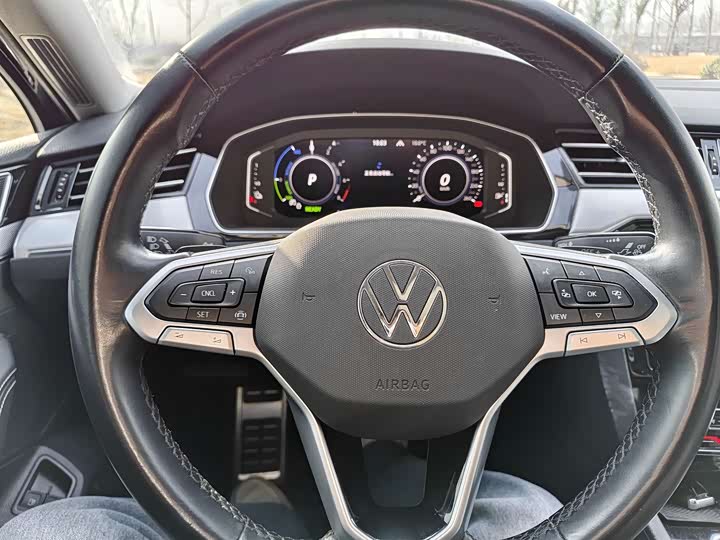 Фото 9 - Volkswagen Magotan GTE Hybrid