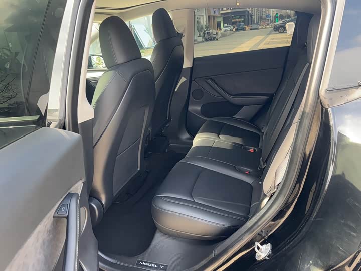 Фото 5 - Tesla Model Y