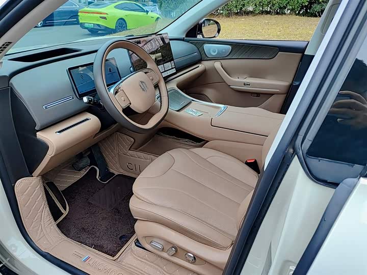 Фото 7 - Leapmotor C11