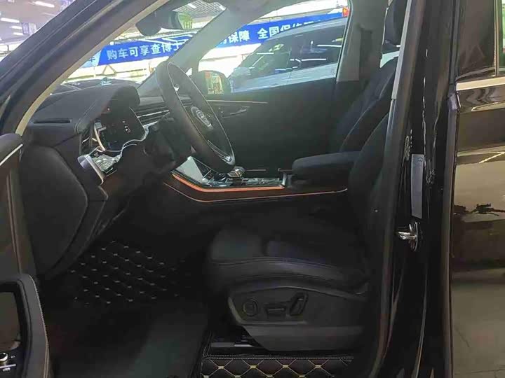 Фото 5 - Audi Q7