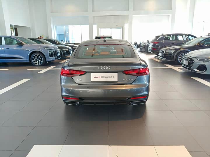 Фото 6 - Audi A5