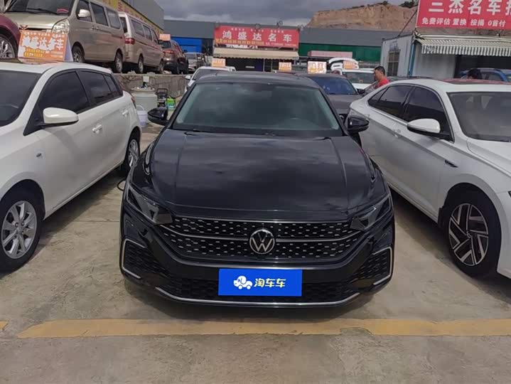 Фото 2 - Volkswagen Passat