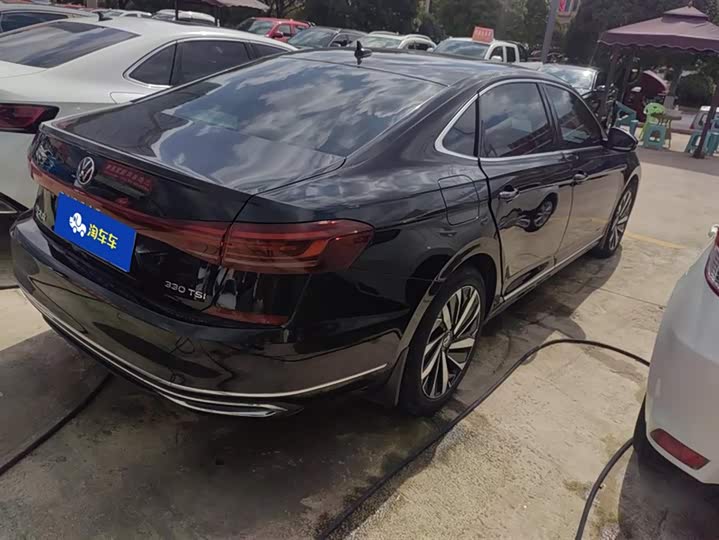 Фото 3 - Volkswagen Passat