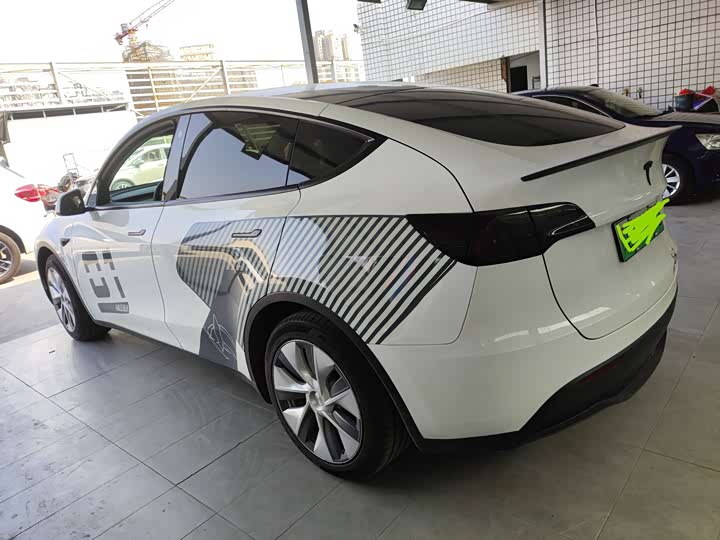 Фото 7 - Tesla Model Y