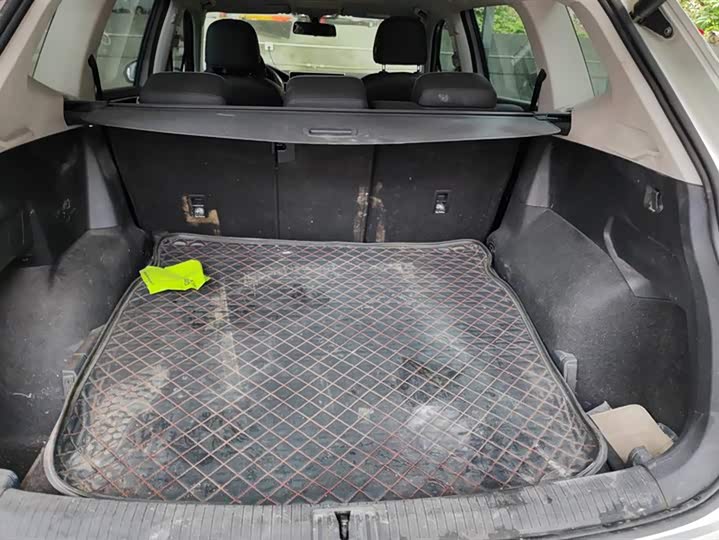 Фото 4 - Volkswagen Tiguan L Pro