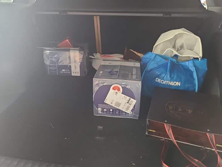 Фото 4 - Geely Monjaro L Hybrid