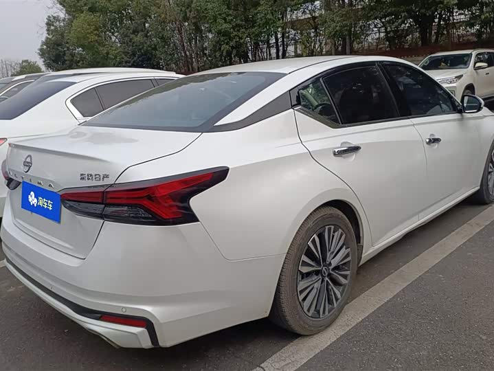 Фото 3 - Nissan Teana