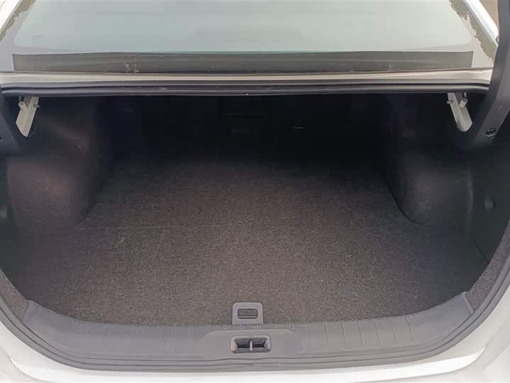 Фото 4 - Nissan Teana