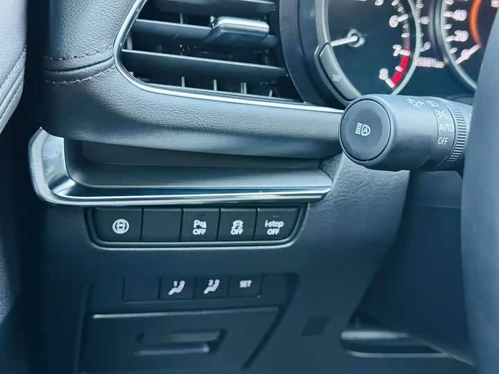 Фото 6 - Mazda 3 (Axela)