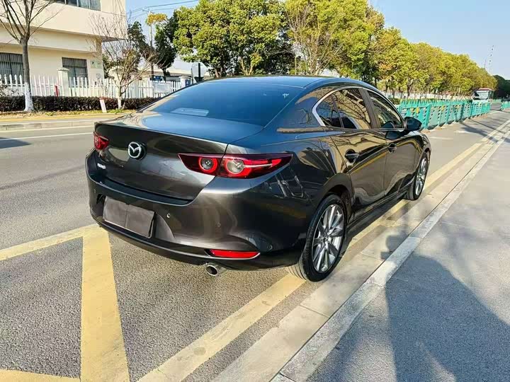 Фото 7 - Mazda 3 (Axela)