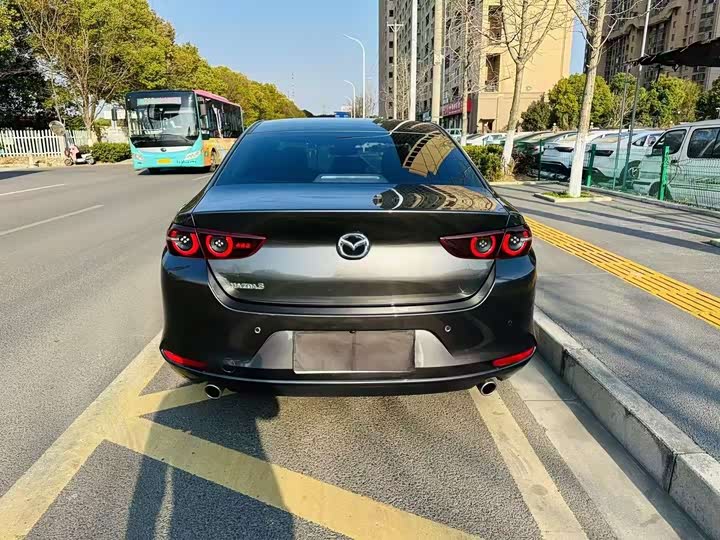 Фото 8 - Mazda 3 (Axela)