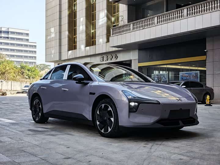 Фото 3 - XPeng Mona M03