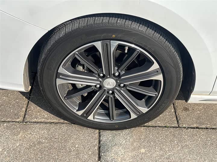 Фото 9 - Changan Raeton CC