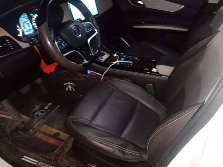 Фото 9 - BYD Song Max Hybrid