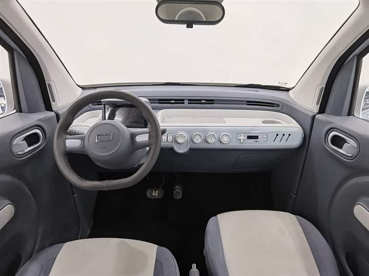 Фото 5 - Bestune Pony