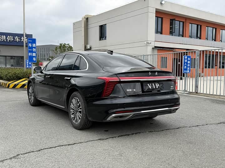 Фото 5 - Hongqi H5