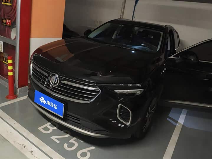 Фото 1 - Buick Envision Plus