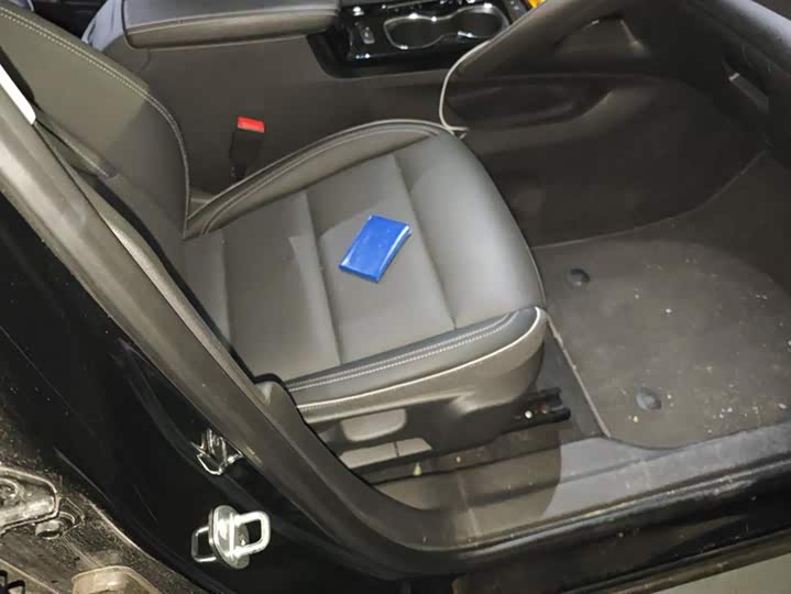 Фото 8 - Buick Envision Plus