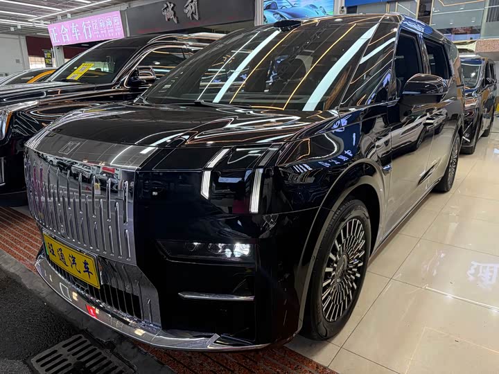 Фото 1 - Zeekr 009