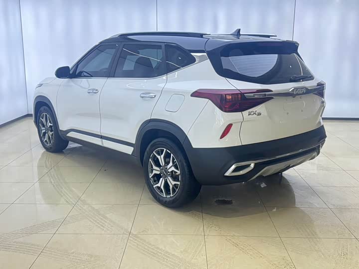 Фото 4 - Kia KX3