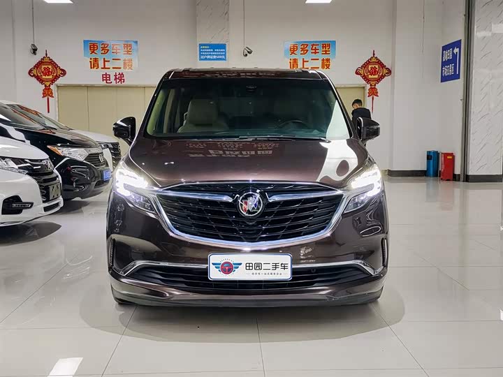 Фото 2 - Buick GL8 ES