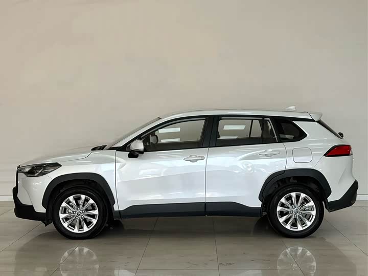 Фото 7 - Toyota Corolla Cross