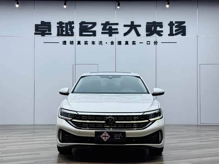 Фото 2 - Volkswagen Sagitar L