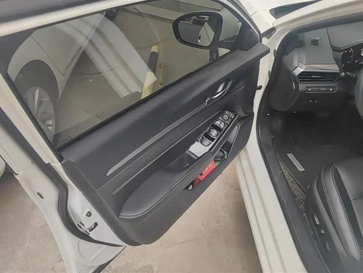 Фото 7 - Nissan Teana