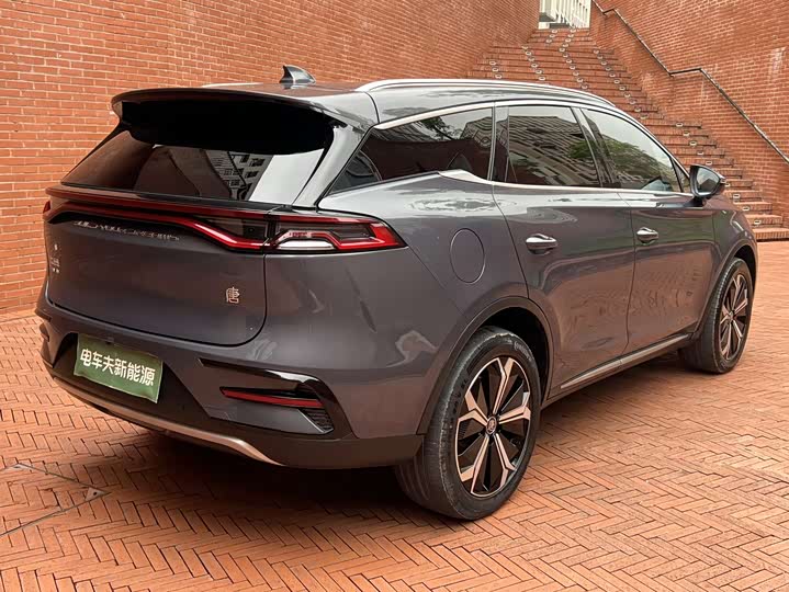 Фото 4 - BYD Tang Hybrid/EV