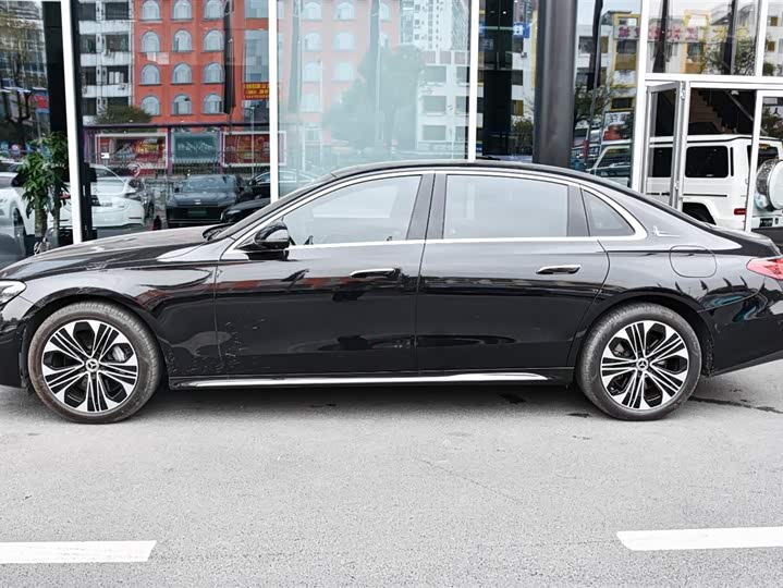 Фото 2 - Mercedes-Benz E-Class Hybrid