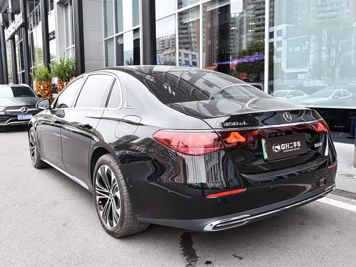 Фото 3 - Mercedes-Benz E-Class Hybrid