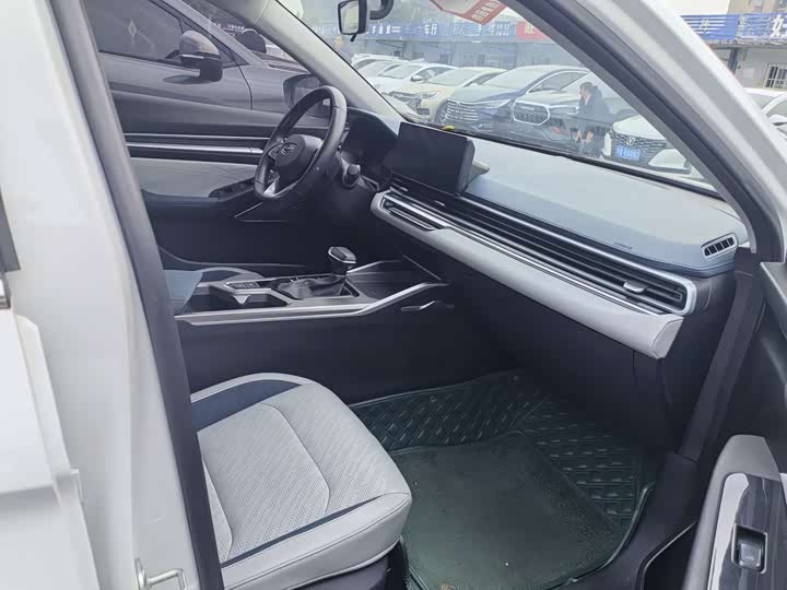 Фото 7 - Geely Emgrand GL