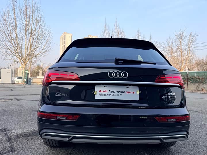 Фото 9 - Audi Q5L