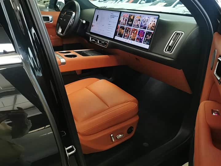 Photo 8 - LiXiang L6