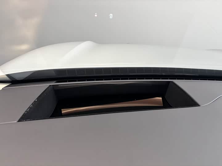 Фото 9 - Nio ES8