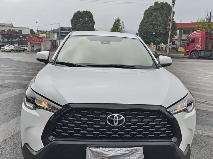 Фото 3 - Toyota Corolla Cross