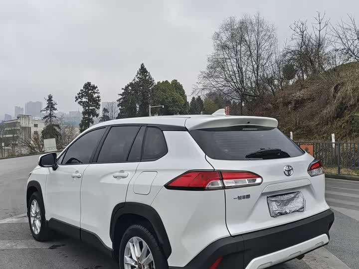 Фото 4 - Toyota Corolla Cross