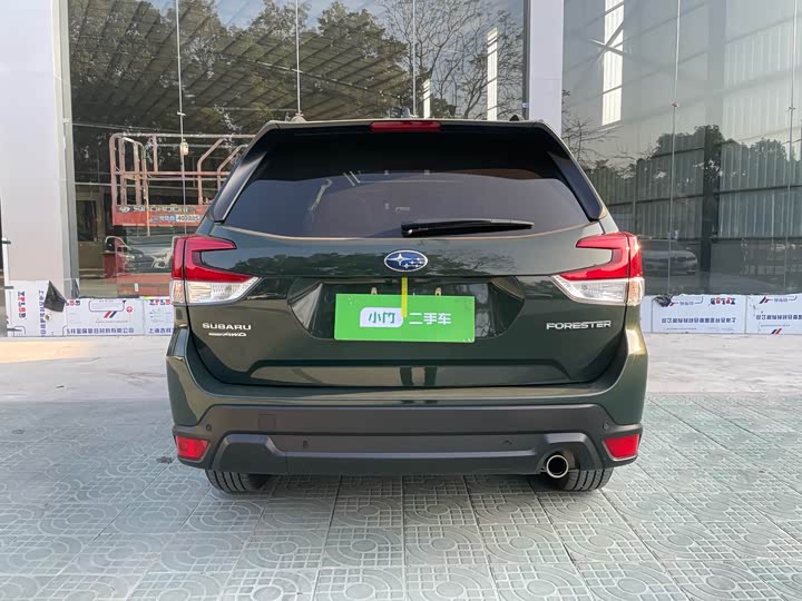 Фото 4 - Subaru Forester