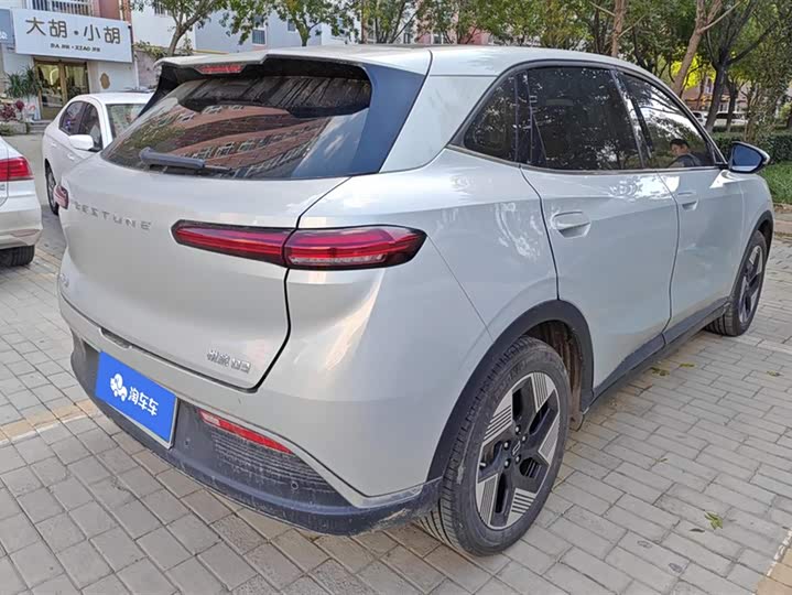 Фото 3 - Bestune 03