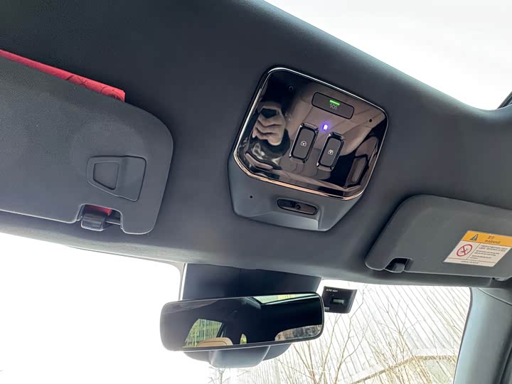 Фото 8 - Nio ES8