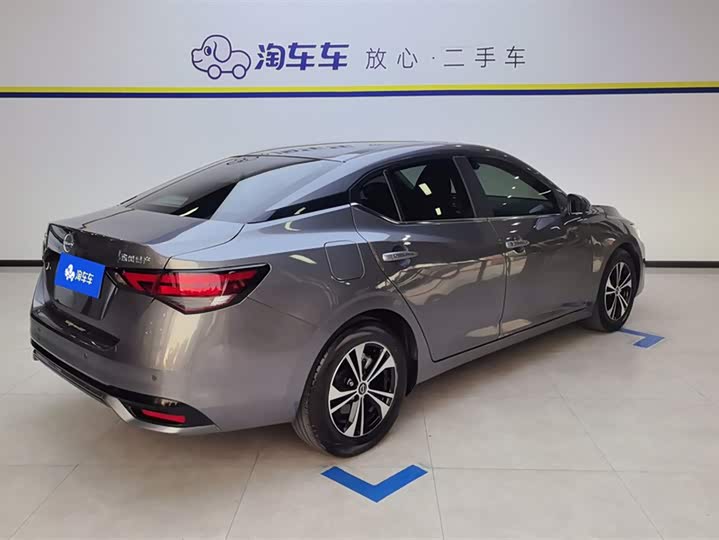 Фото 3 - Nissan Sylphy