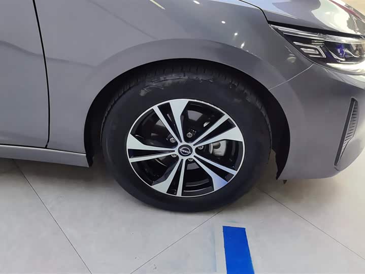 Фото 6 - Nissan Sylphy