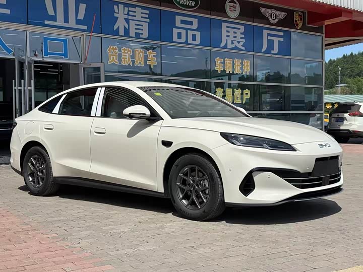 Фото 3 - BYD Seal 05 DM-i Hybrid