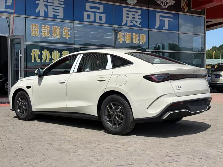 Фото 6 - BYD Seal 05 DM-i Hybrid