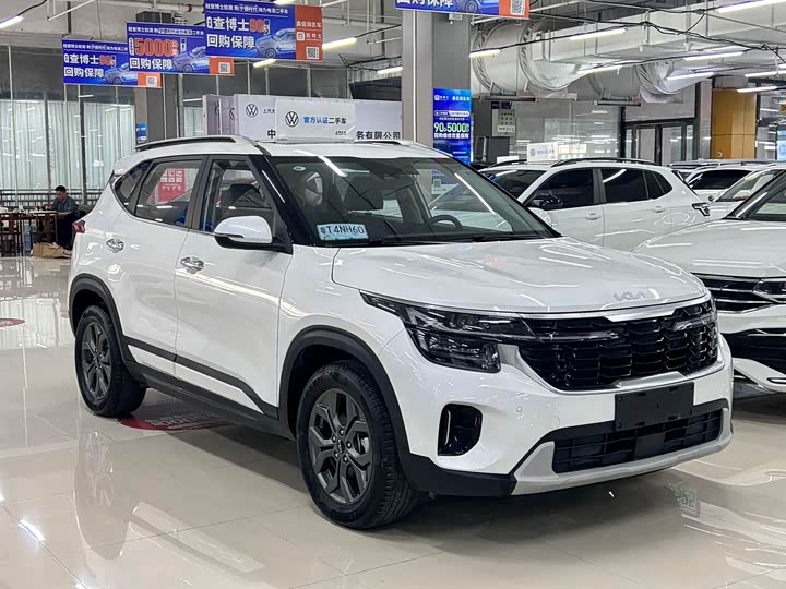 Фото 3 - Kia Seltos