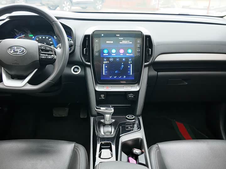 Фото 9 - Hyundai ix35 (Mufasa)