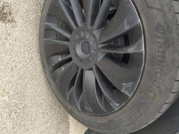 Фото 6 - Tesla Model Y