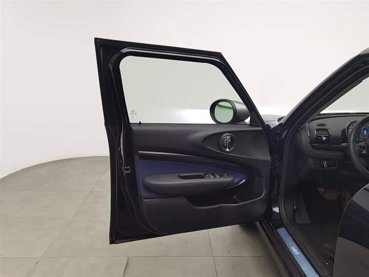 Фото 8 - Mini Clubman