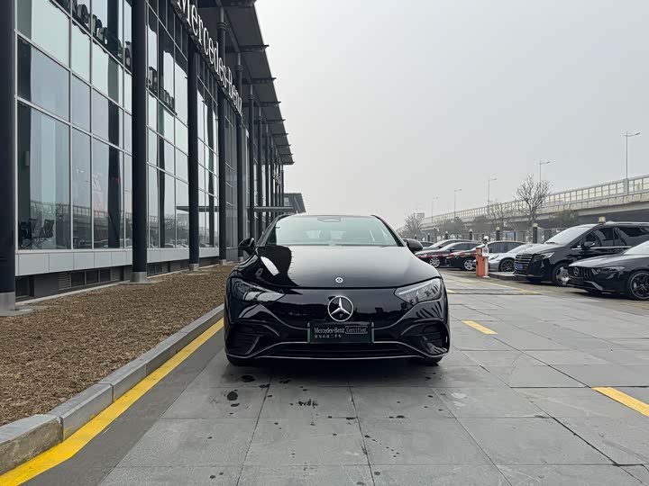 Фото 2 - Mercedes-Benz EQE